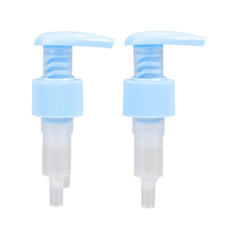 Blå transparent plastflaska med pump